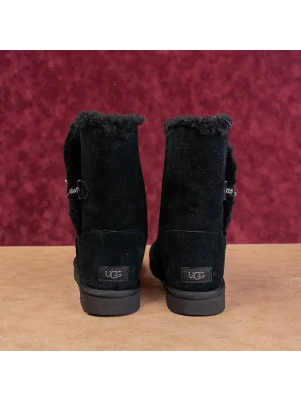 UGG Women D Link Chain Slip-on Black Nubuck Warm Comfortable Boots sz 11